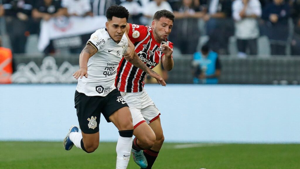 Kèo châu Á Sao Paulo vs Corinthians 5h30 ngày 17/8